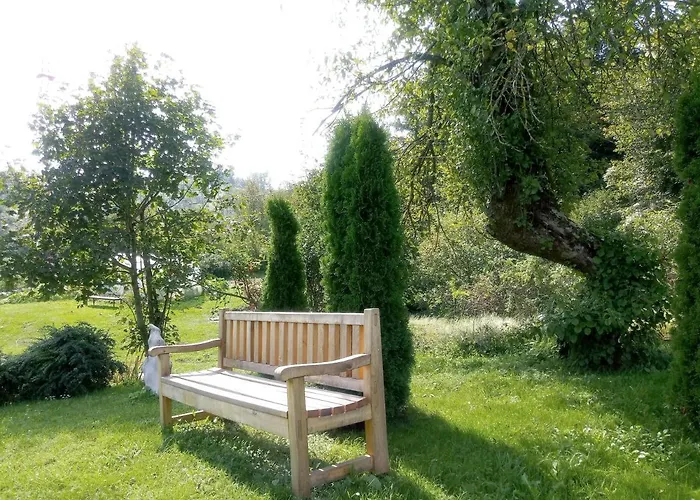 Tomo2 * 波斯托伊纳